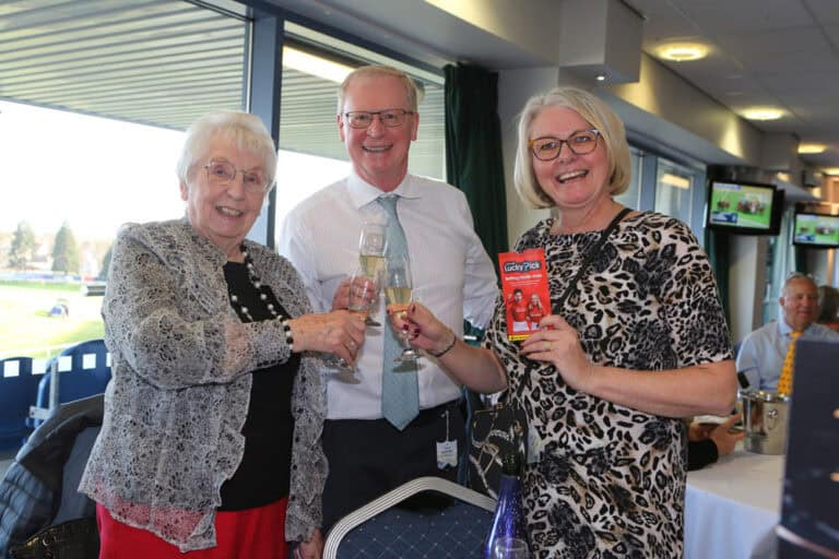 Doncaster Owners Day 25.. winners