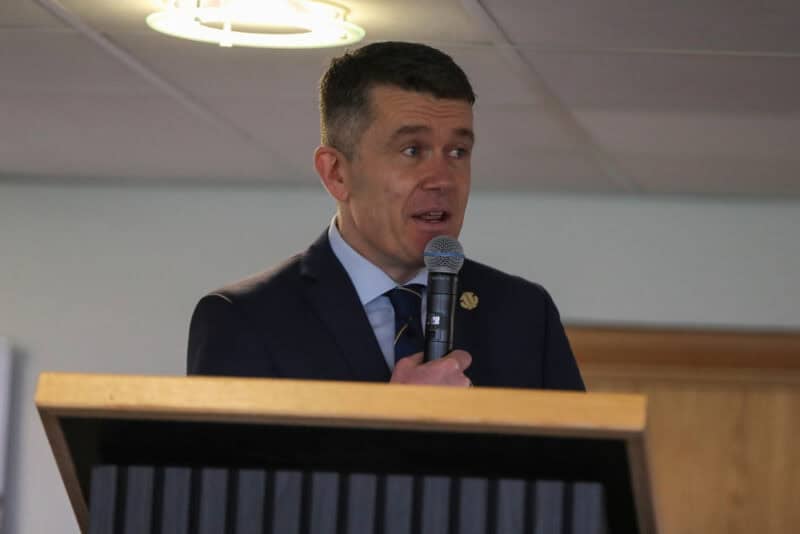 Hambleton Racing director of racing Simon Turner on the microphone at Doncaster